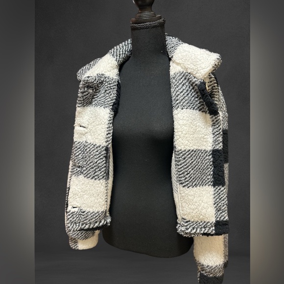 Bottom down jacket - Picture 3 of 3